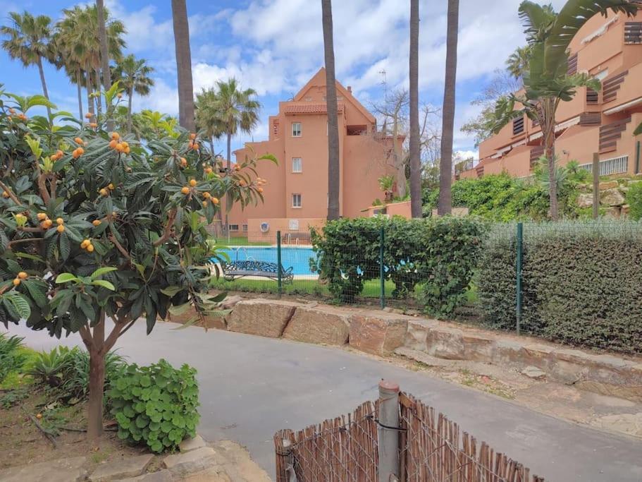 Apartamento Con Piscina كاساريس المظهر الخارجي الصورة