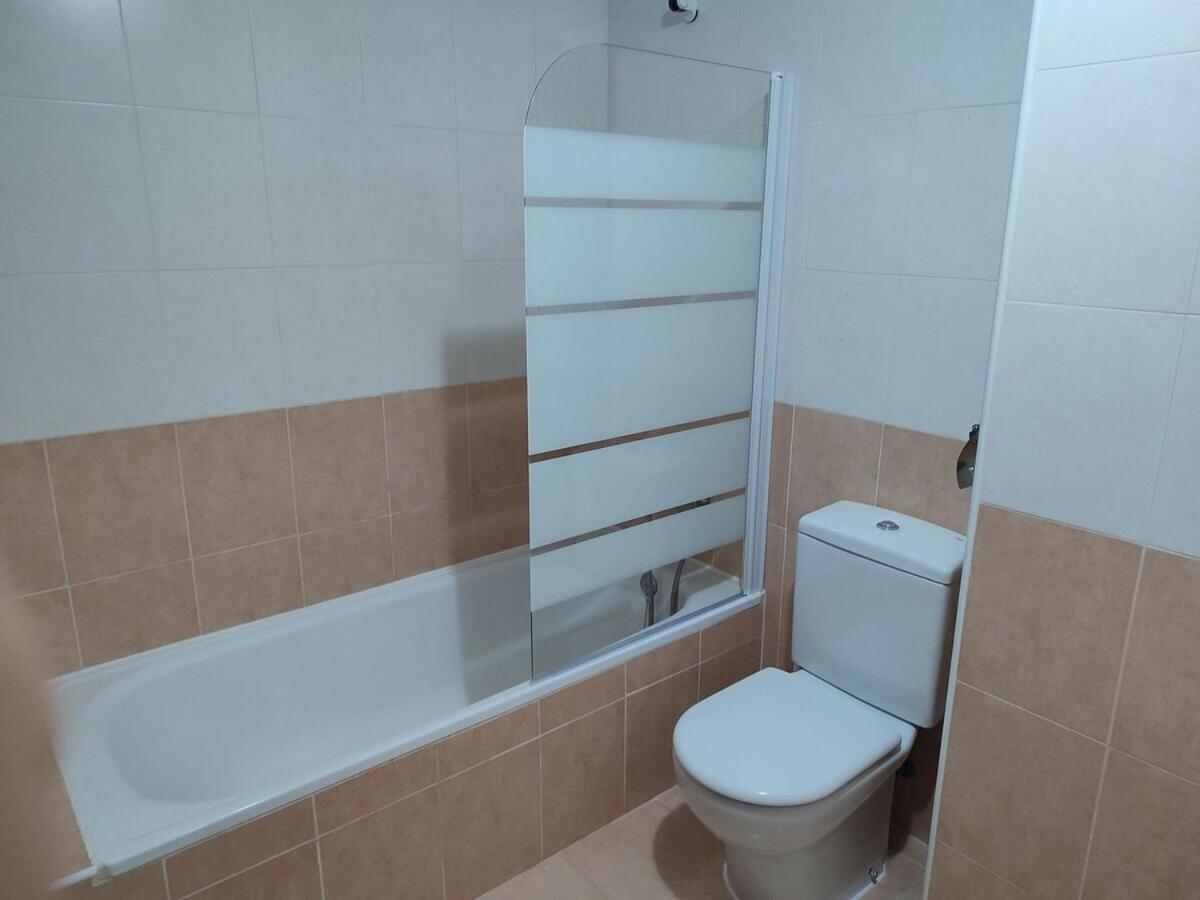 Apartamento Con Piscina كاساريس المظهر الخارجي الصورة