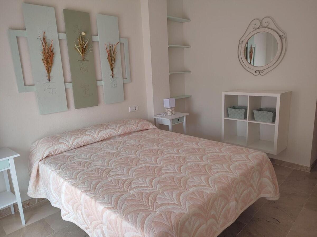 Apartamento Con Piscina كاساريس المظهر الخارجي الصورة