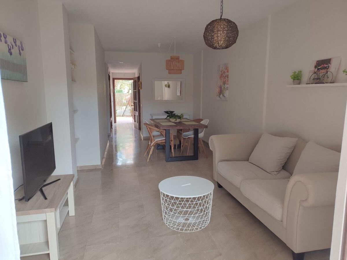 Apartamento Con Piscina كاساريس المظهر الخارجي الصورة