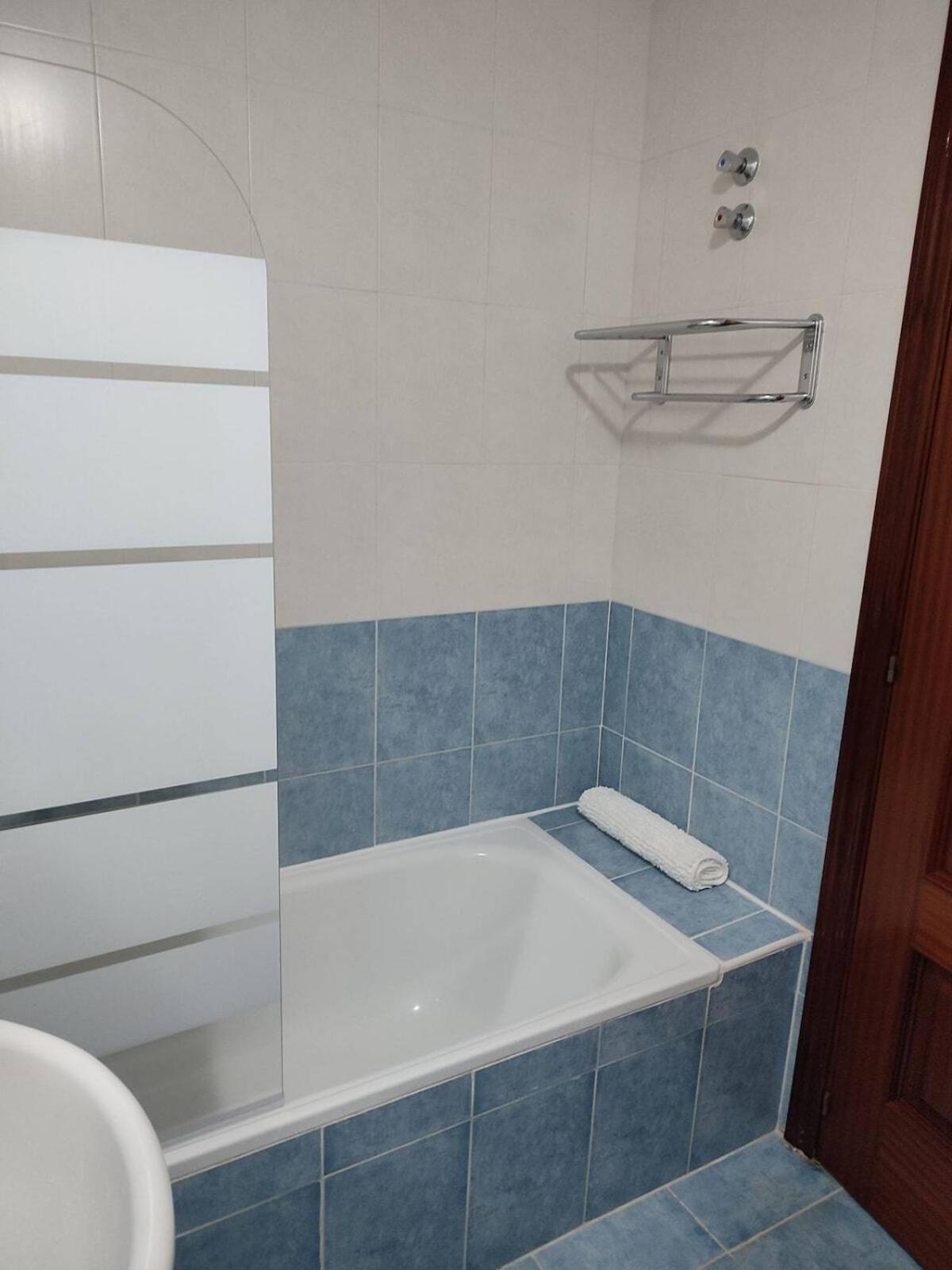 Apartamento Con Piscina كاساريس المظهر الخارجي الصورة